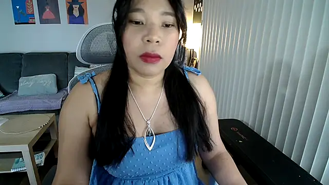 Snapshot of SHEILYN_ chatting on May 7, 2026, 5:13 am SHEILYN online show from May 7, 2026, 5:13 am