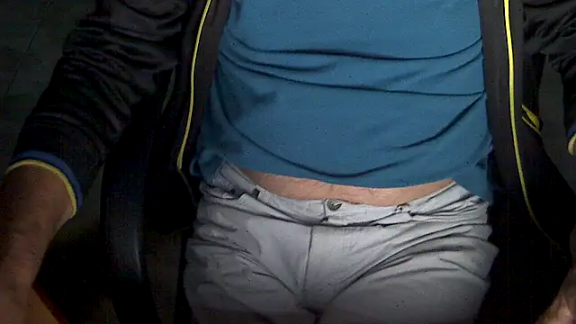 velikifant7 online show from November 14, 2025, 5:06 am