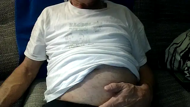 velikifant7 online show from February 2, 2026, 6:50 pm