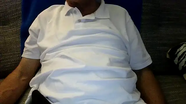 velikifant7 online show from February 5, 2026, 6:56 pm