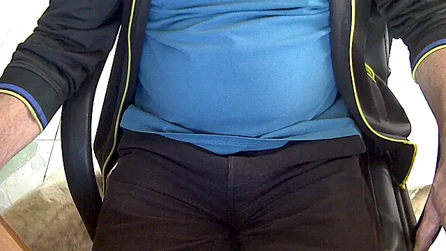 velikifant7 online show from April 3, 2026, 10:13 am