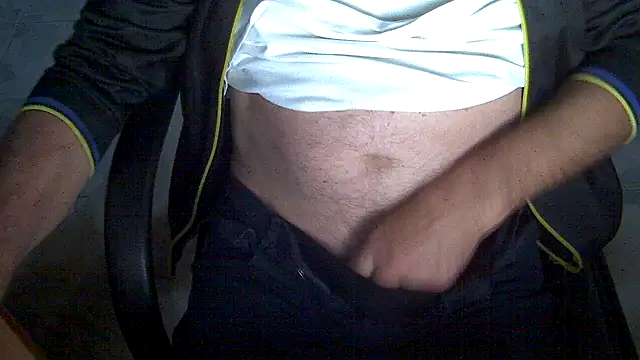 velikifant7 online show from April 21, 2026, 4:19 am