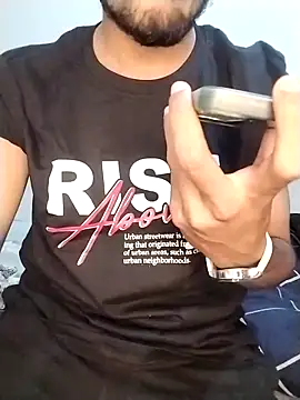 Hotyy subhu online show from April 18, 2026, 2:32 pm