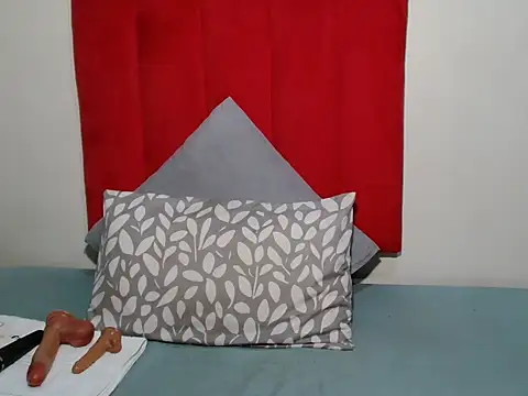 GorillaGripCunt77 online show from September 11, 2025, 1:49 am