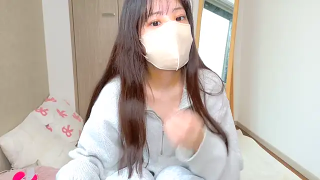 riri  nyan o0 online show from April 15, 2026, 5:14 am