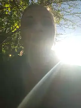 PalomaDesireee online show from April 24, 2026, 5:21 am