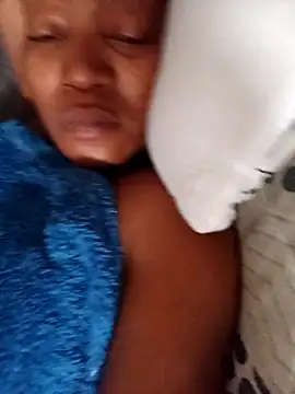 SweetPortableAmber online show from April 23, 2026, 8:46 am