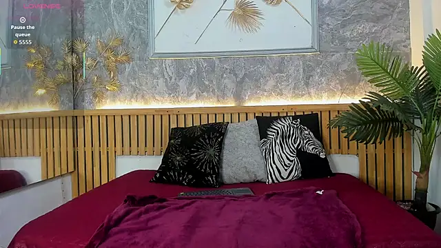 princequinn  online show from September 29, 2025, 7:51 pm