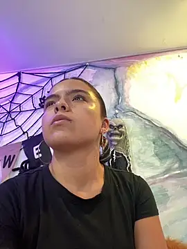 EmilyHarperr online show from October 29, 2025, 11:34 am