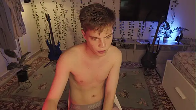 RusBradPitt online show from September 30, 2025, 11:04 am