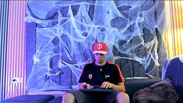 DustinandJordan online show from October 11, 2025, 5:17 am