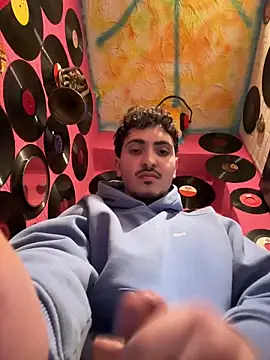 amo660 online show from March 8, 2026, 7:06 pm