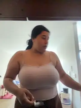 Tokio Sakura online show from January 14, 2026, 4:23 pm