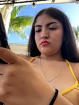 Gaby-Herrera online show from October 18, 2025, 8:42 pm