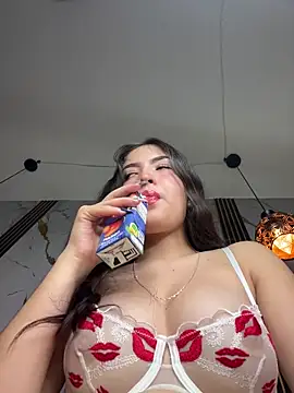 Gaby-Herrera online show from October 29, 2025, 8:21 pm