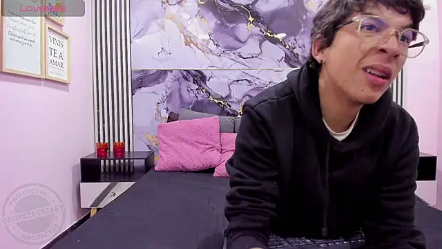 Desire Ecstasy online show from November 5, 2025, 1:11 pm