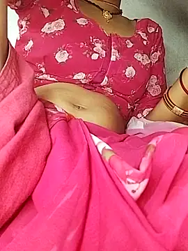 Snapshot of Hut_rotu_cute chatting on May 23, 2026, 4:00 pm Hut rotu cute online show from May 23, 2026, 4:00 pm