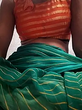 Snapshot of Hut_rotu_cute chatting on June 4, 2026, 5:30 pm Hut rotu cute online show from June 4, 2026, 5:30 pm