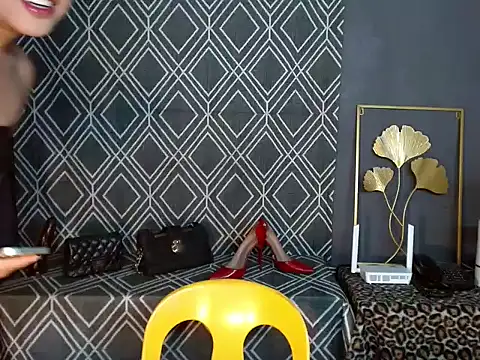 hugesignificant 69 online show from March 11, 2026, 4:07 am