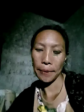 Lisa pusy online show from November 18, 2025, 11:03 am