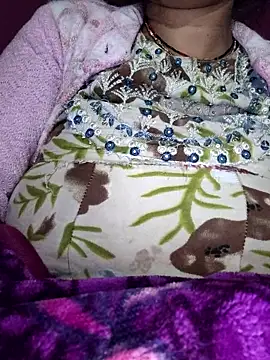 Snapshot of CUTGIRL76 chatting on December 22, 2025, 9:45 pm CUTGIRL76 online show from December 22, 2025, 9:45 pm