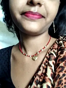 AnanyaKapoor89 online show from September 14, 2025, 8:13 am