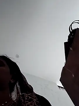 AnanyaKapoor89 online show from October 15, 2025, 7:08 am