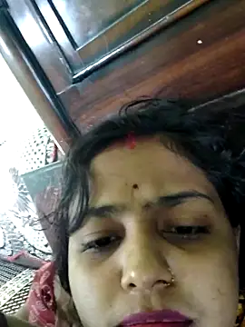 AnanyaKapoor89 online show from November 29, 2025, 8:39 am