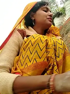 AnanyaKapoor89 online show from December 3, 2025, 3:03 am