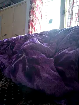 queenbuggi online show from February 1, 2026, 9:19 am