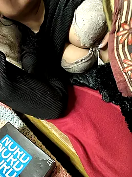 queenbuggi online show from February 28, 2026, 6:31 pm