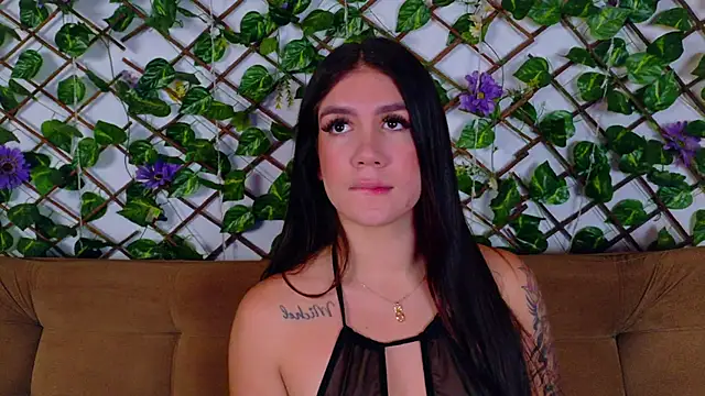 kloe bella online show from February 22, 2026, 12:47 pm