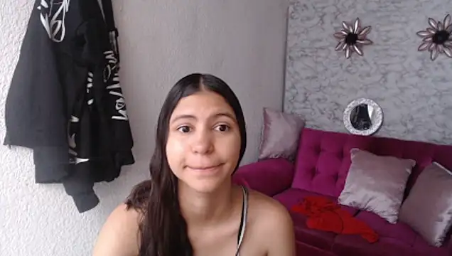 Evagirl69 online show from February 4, 2026, 12:11 pm