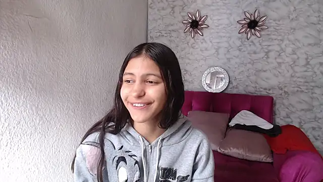 Snapshot of Evagirl69 chatting on July 1, 2026, 12:29 pm Evagirl69 online show from July 1, 2026, 12:29 pm