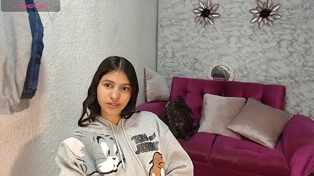 Snapshot of Evagirl69 chatting on July 25, 2026, 12:42 am Evagirl69 online show from July 25, 2026, 12:42 am