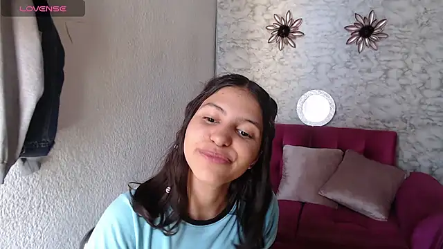 Snapshot of Evagirl69 chatting on July 28, 2026, 8:52 pm Evagirl69 online show from July 28, 2026, 8:52 pm