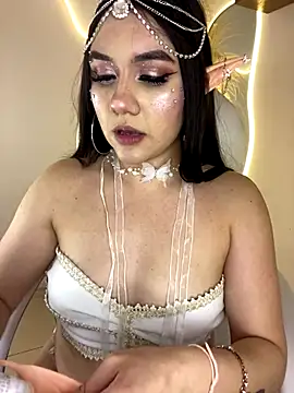Snapshot of Zoe_Serrat chatting on October 31, 2025, 1:01 pm Zoe Serrat online show from October 31, 2025, 1:01 pm
