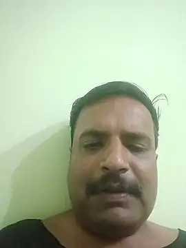 vardh033 online show from September 30, 2025, 5:29 pm