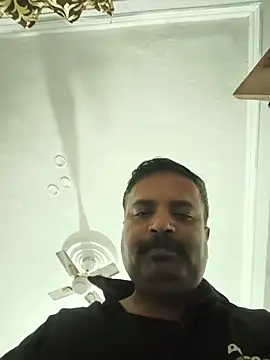 vardh033 online show from December 17, 2025, 4:29 am