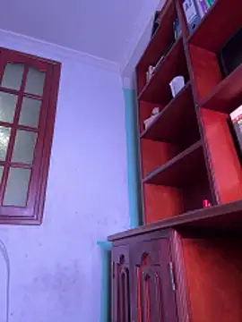 AlisSon  hot online show from April 20, 2026, 10:44 pm