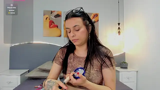 Snapshot of Sara_mora_ chatting on June 17, 2026, 3:13 pm Sara mora online show from June 17, 2026, 3:13 pm