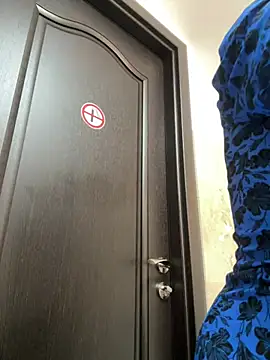 Snapshot of ladywithbigass chatting on February 24, 2025, 12:16 pm ladywithbigass online show from February 24, 2025, 12:16 pm