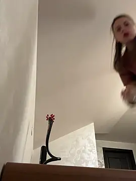 Snapshot of ladywithbigass chatting on November 17, 2025, 5:57 am ladywithbigass online show from November 17, 2025, 5:57 am