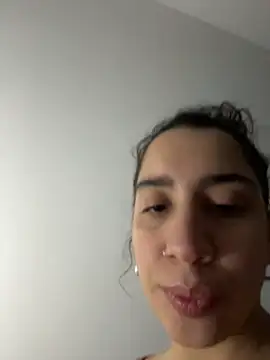 Snapshot of Souphicherry chatting on July 22, 2026, 10:12 pm Souphicherry online show from July 22, 2026, 10:12 pm