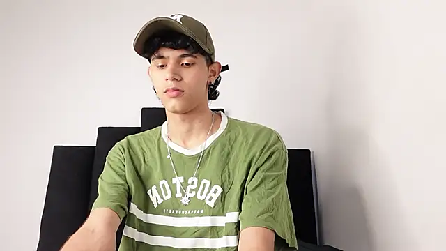 alexmark  online show from September 12, 2025, 4:51 pm