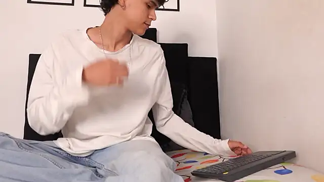 alexmark  online show from March 5, 2026, 3:30 pm