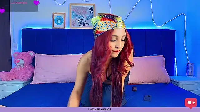 Naiaa Cruz online show from April 11, 2026, 7:51 pm