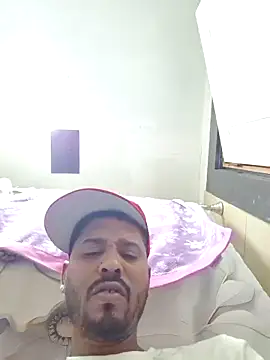 Danypeluche online show from September 18, 2025, 4:03 am