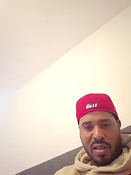 Danypeluche online show from November 28, 2025, 2:53 pm