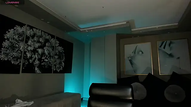 BonnyRose online show from January 13, 2026, 8:03 pm